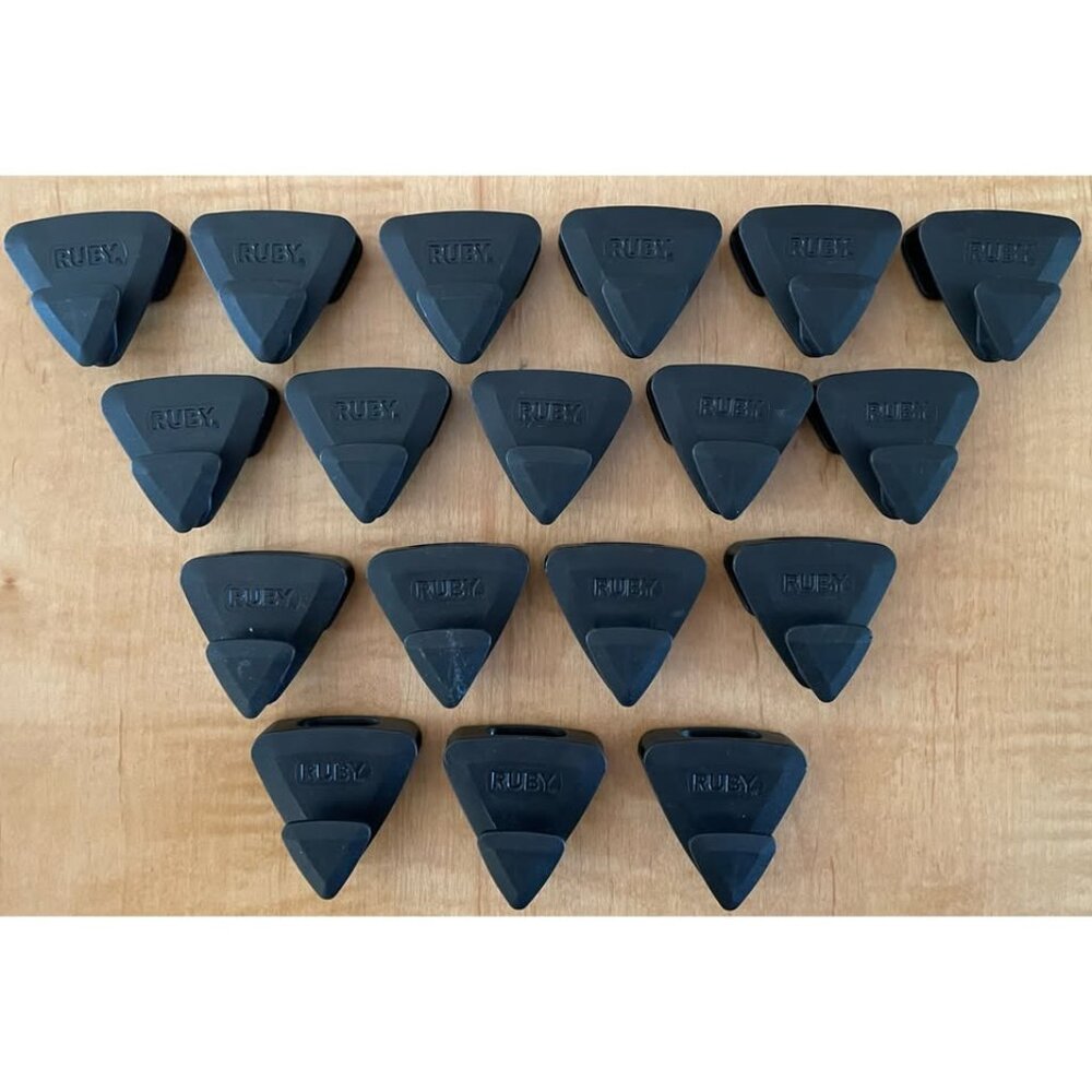 Black Ruby Space Triangle Hanger Hooks (18 Value Pack)